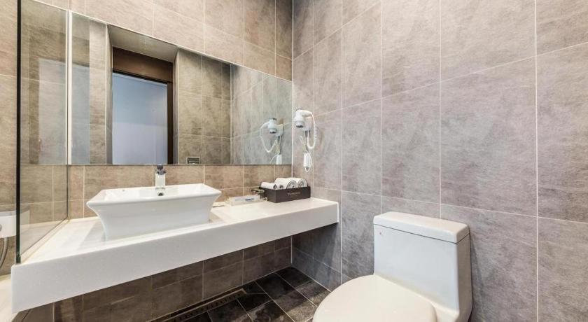 Hotel Cs Premier