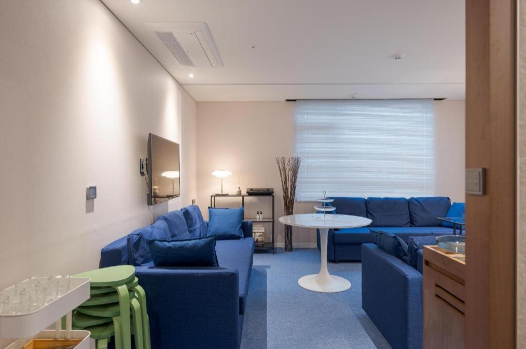 Cs Premier Hotel 3*