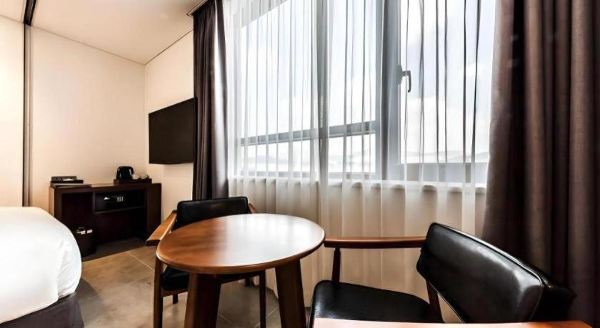 Hotel Cs Premier 3*